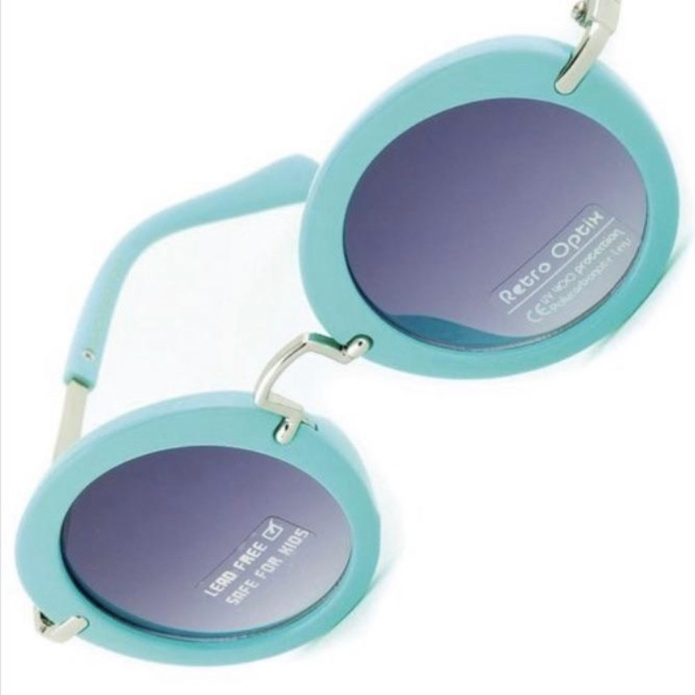 The Kenzie Shade (Baby Blue)